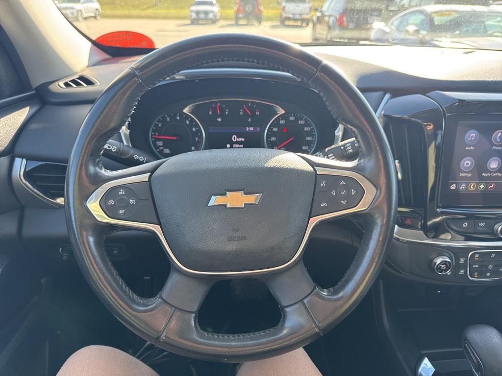 used 2021 Chevrolet Traverse car, priced at $15,901