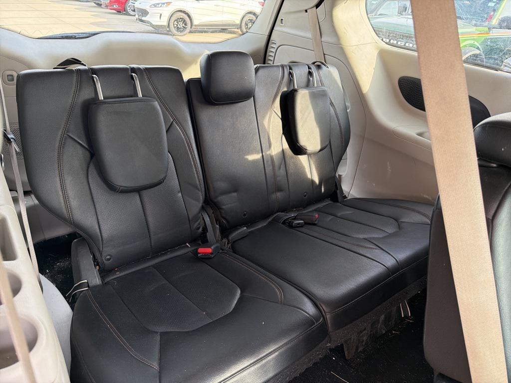 used 2020 Chrysler Pacifica car, priced at $17,299