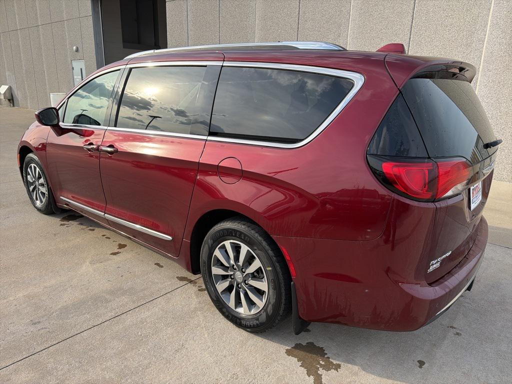 used 2020 Chrysler Pacifica car, priced at $17,299