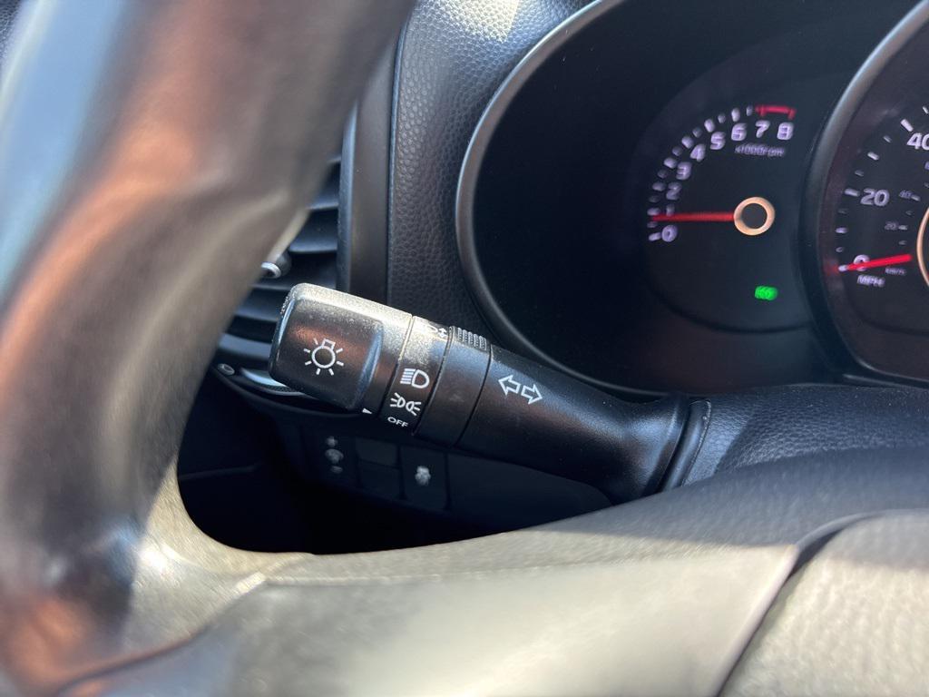 used 2016 Kia Soul car, priced at $5,599