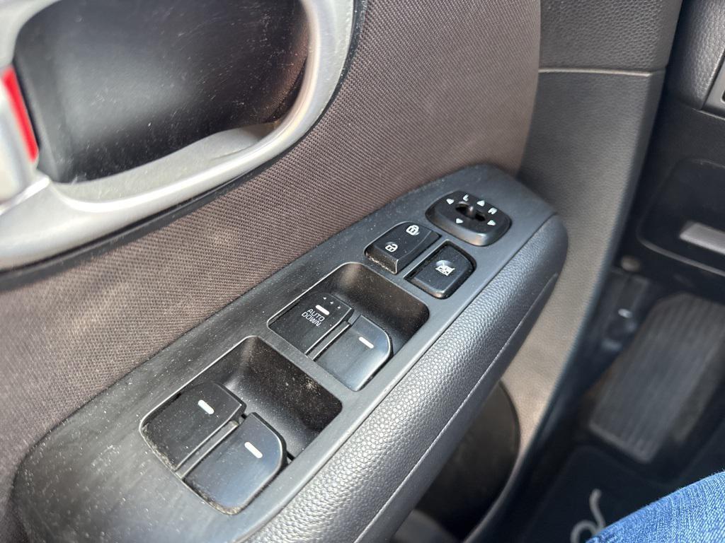 used 2016 Kia Soul car, priced at $5,599