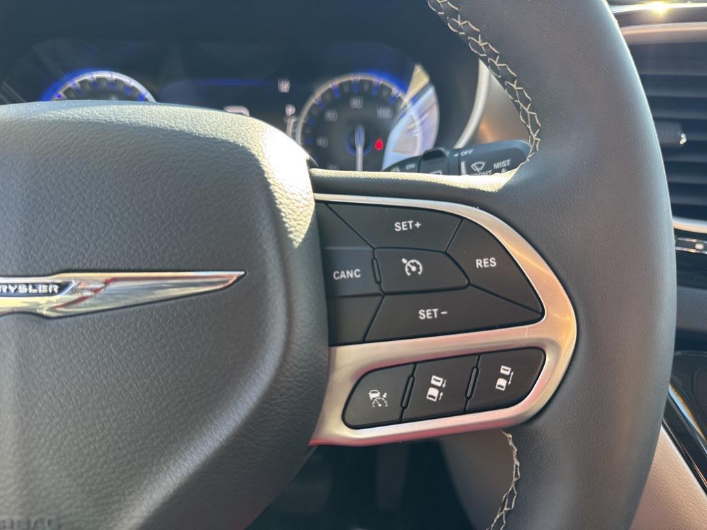 used 2024 Chrysler Pacifica car, priced at $30,161