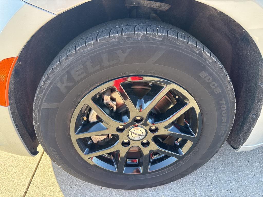 used 2024 Chrysler Pacifica car, priced at $30,161