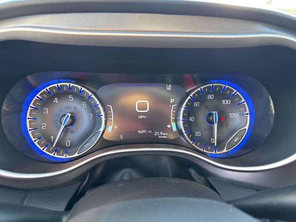 used 2024 Chrysler Pacifica car, priced at $30,161