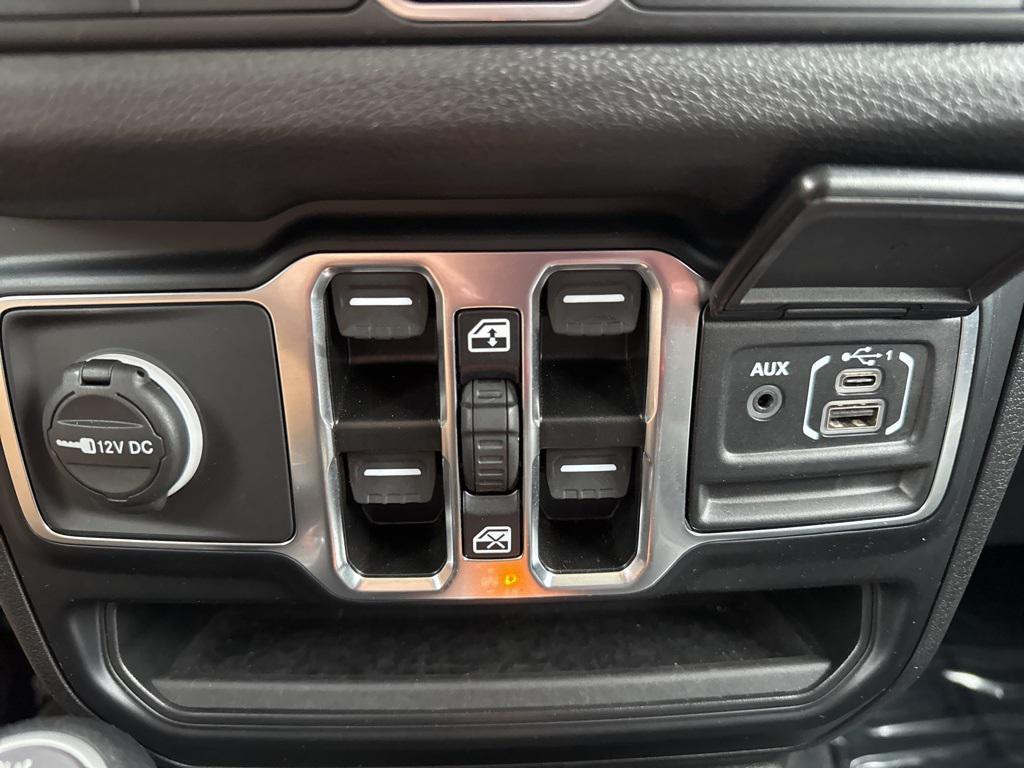 used 2024 Jeep Wrangler car, priced at $33,293