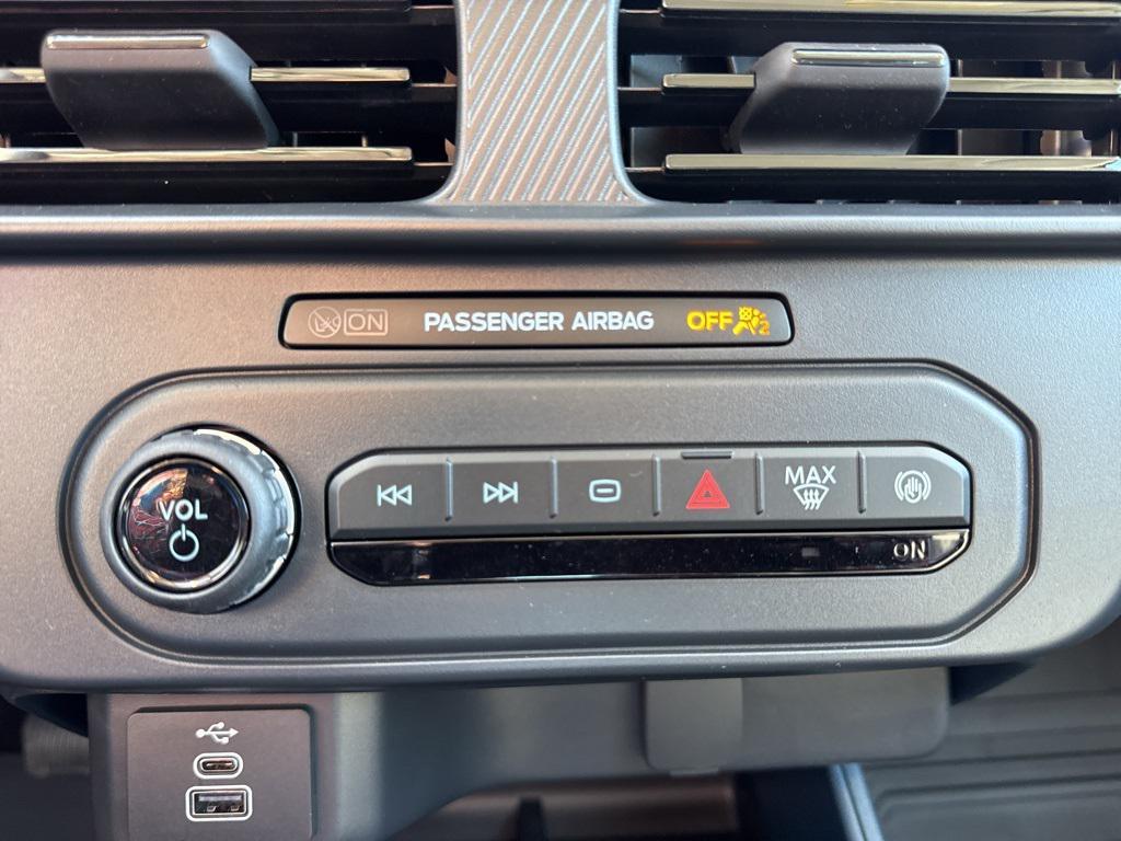 new 2025 Ford Maverick car, priced at $33,475