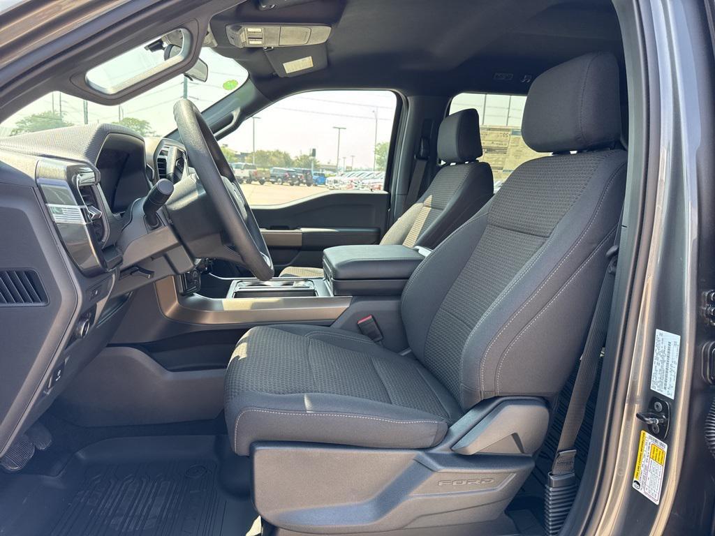 new 2025 Ford F-150 car, priced at $50,984