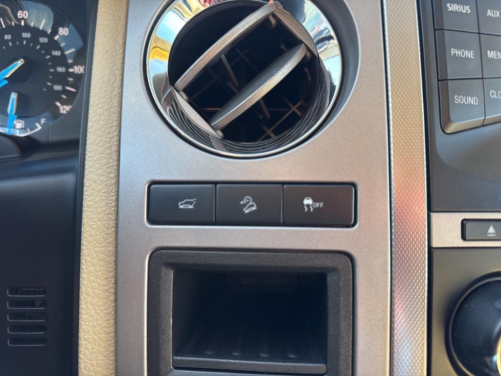 used 2017 Ford Expedition car, priced at $8,999