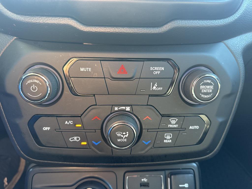 used 2022 Jeep Renegade car, priced at $17,811