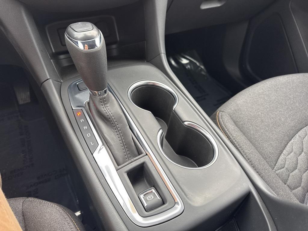 used 2021 Chevrolet Equinox car, priced at $23,115