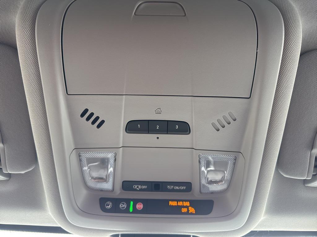 used 2021 Chevrolet Equinox car, priced at $23,115