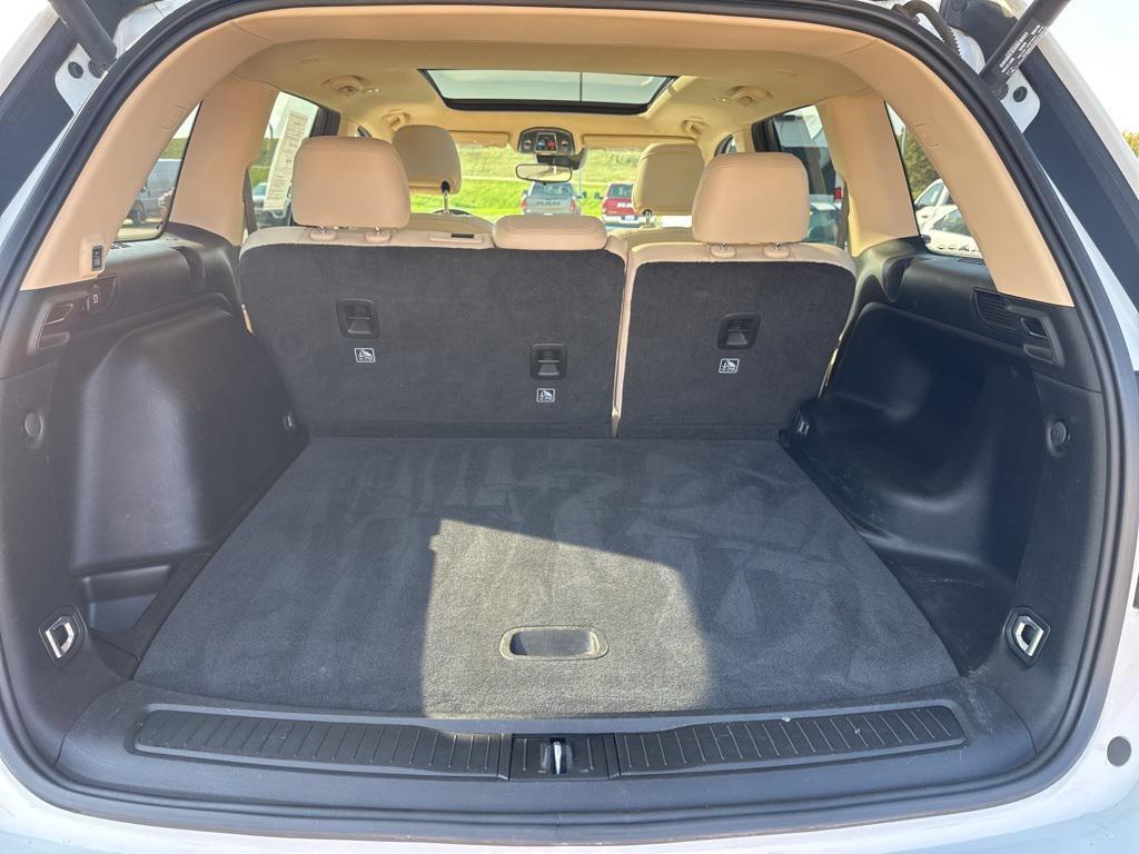 used 2022 Jeep Grand Cherokee car, priced at $29,717