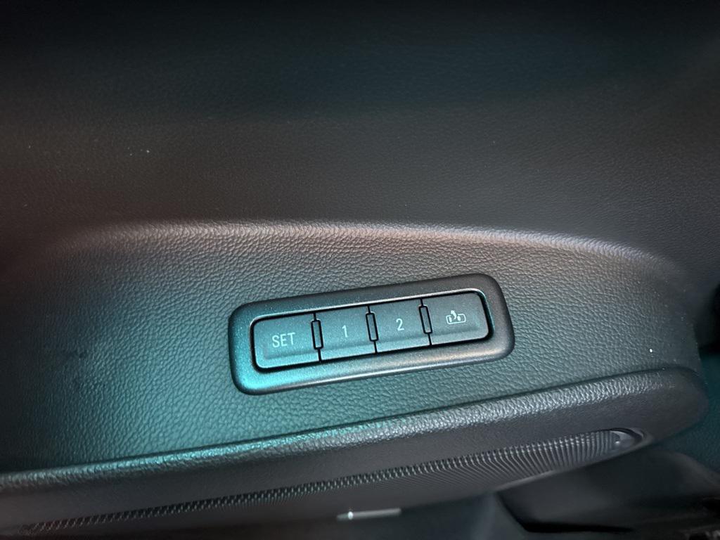 used 2018 GMC Yukon XL car, priced at $27,981