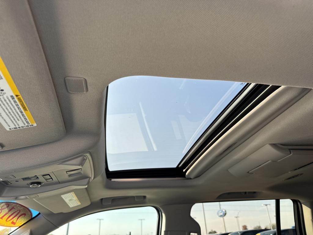 used 2018 GMC Yukon XL car, priced at $27,981