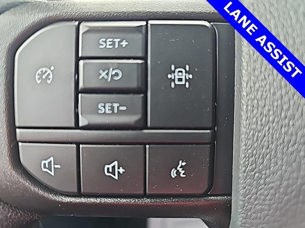 new 2025 Ford F-150 car, priced at $51,327