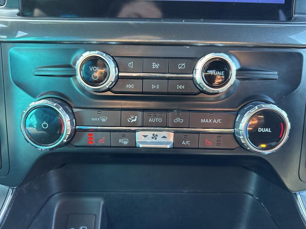 used 2022 Ford F-150 car, priced at $39,313