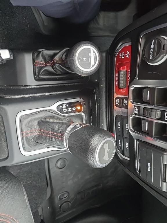 used 2021 Jeep Wrangler Unlimited car, priced at $33,487