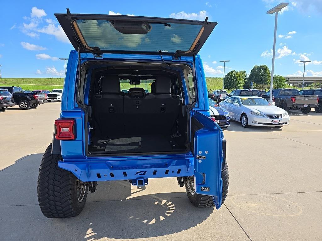 used 2021 Jeep Wrangler Unlimited car, priced at $38,259