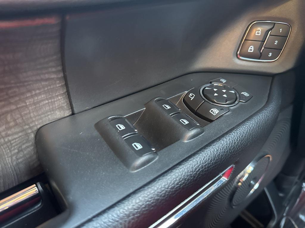 used 2020 Ford Expedition Max car, priced at $30,125