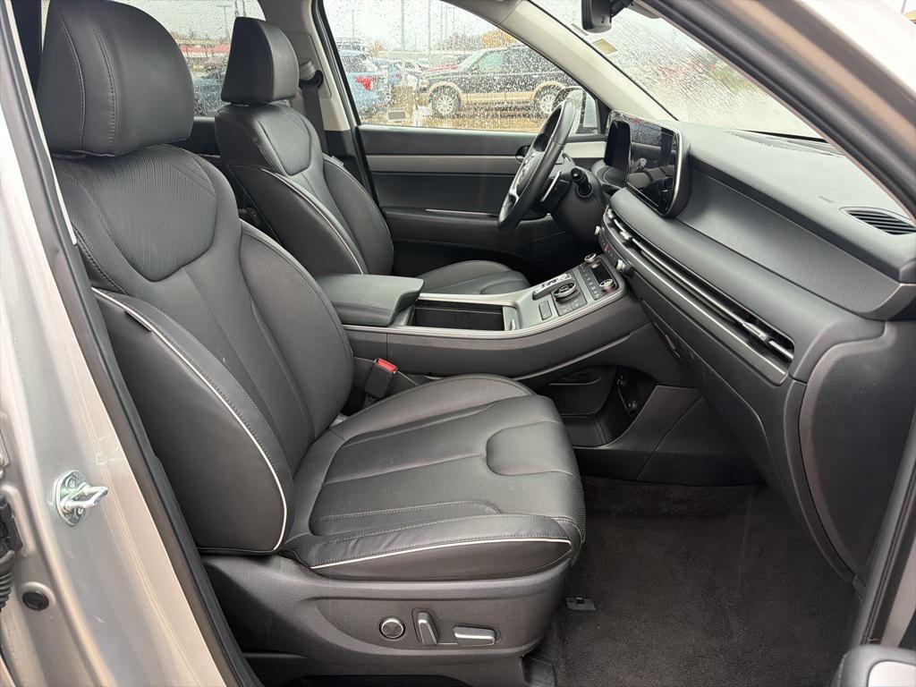 used 2025 Hyundai Palisade car, priced at $34,935