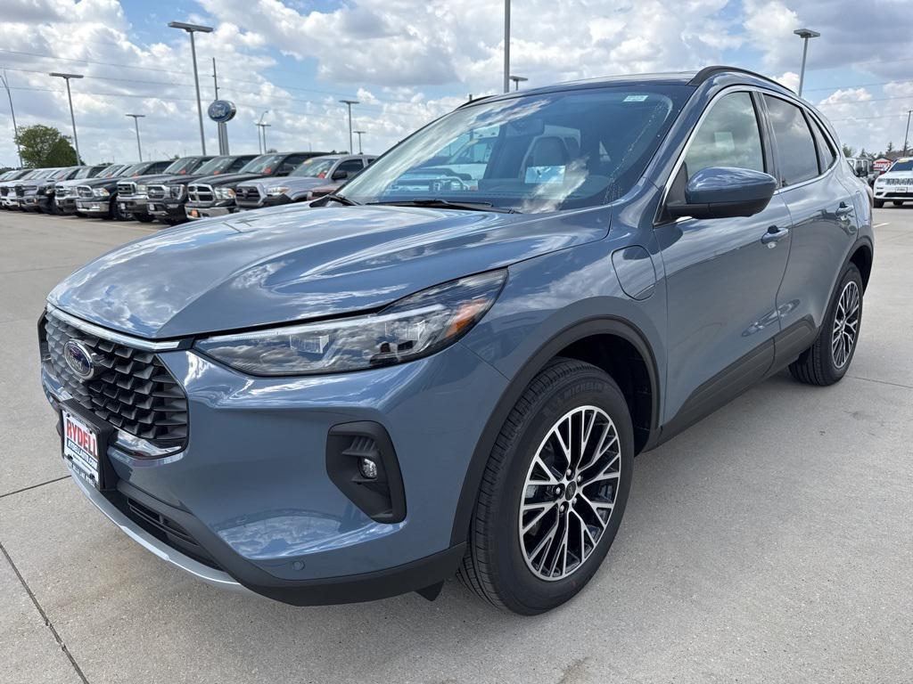 new 2025 Ford Escape PHEV car, priced at $40,140