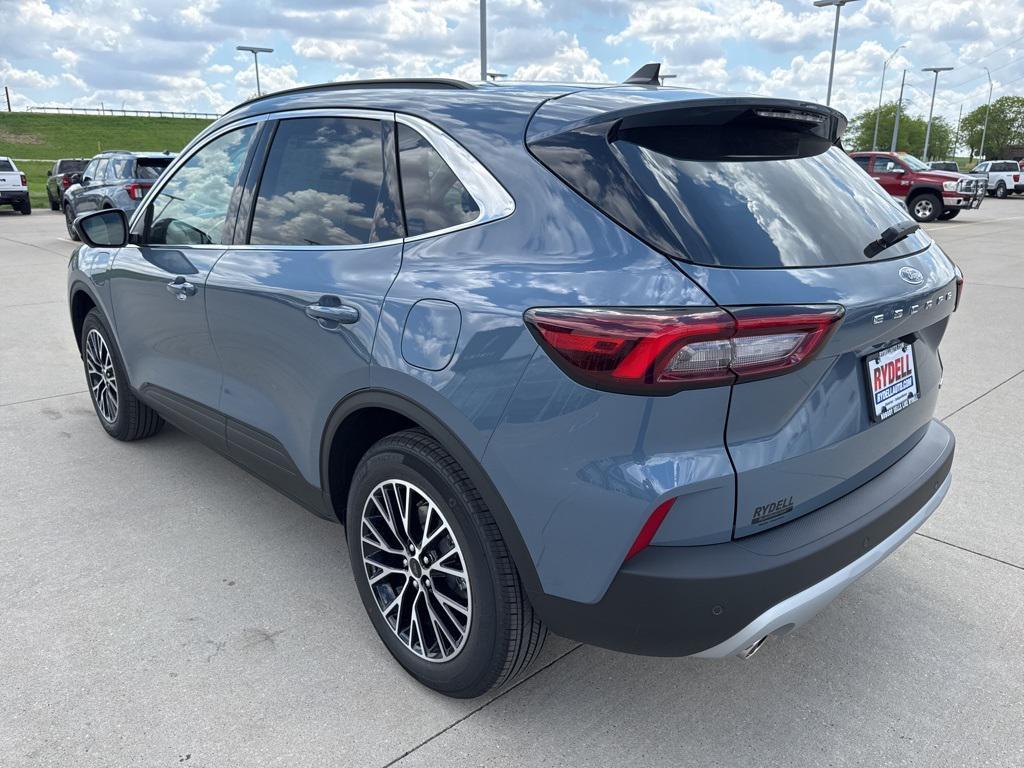new 2025 Ford Escape PHEV car, priced at $40,140