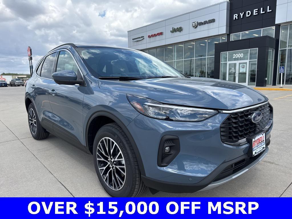 new 2025 Ford Escape PHEV car, priced at $40,140