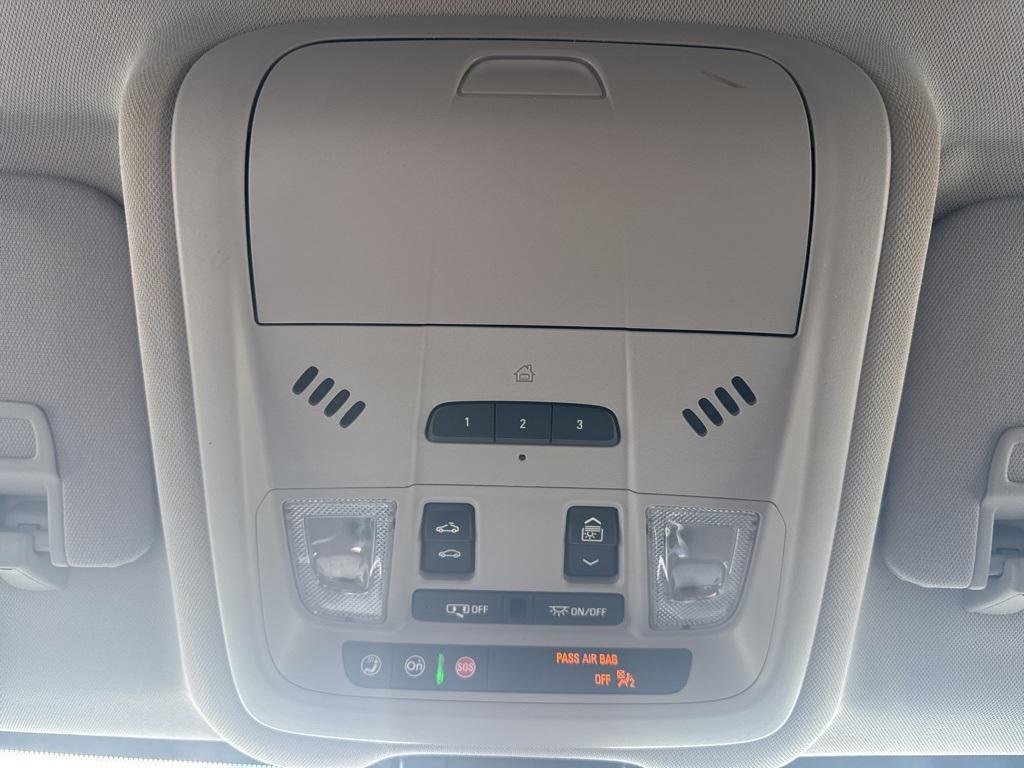 used 2022 Chevrolet Equinox car, priced at $22,310