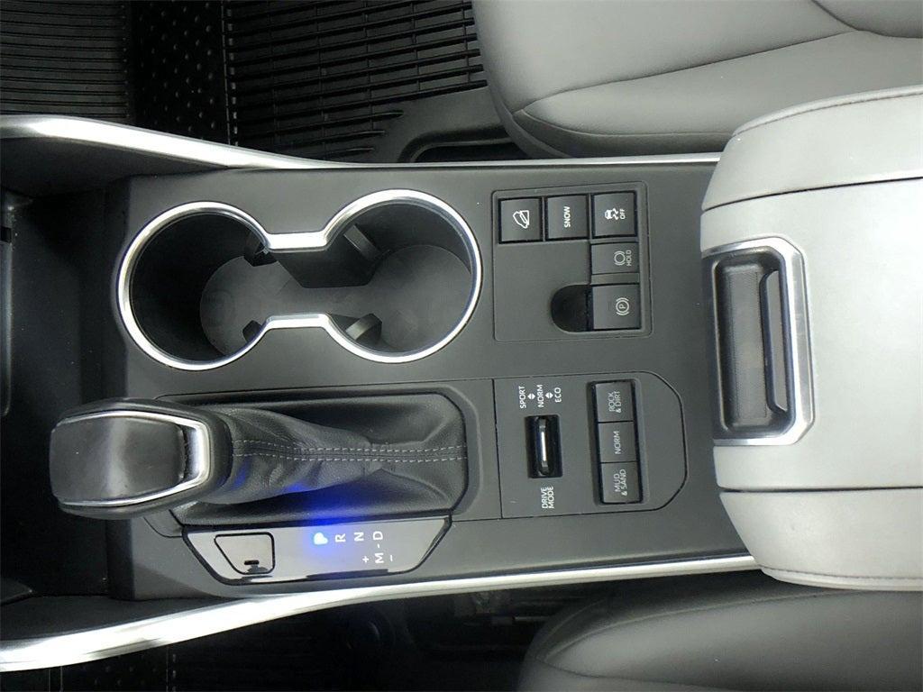 used 2023 Toyota Highlander car, priced at $35,598