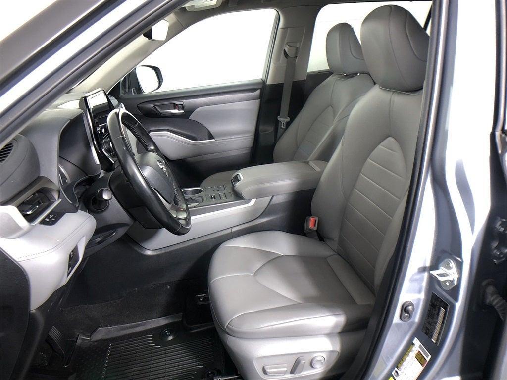 used 2023 Toyota Highlander car, priced at $35,598