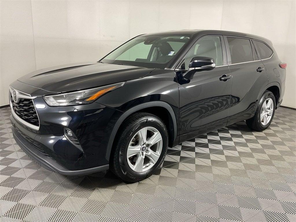 used 2023 Toyota Highlander car, priced at $31,598