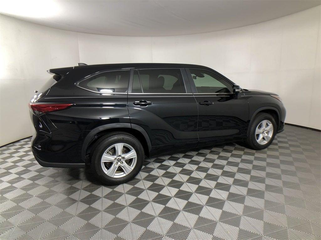 used 2023 Toyota Highlander car, priced at $36,998