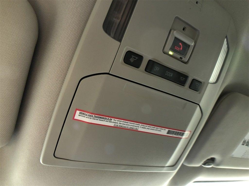 used 2023 Toyota Highlander car, priced at $36,998