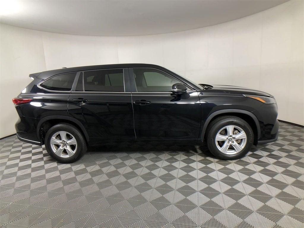 used 2023 Toyota Highlander car, priced at $36,998