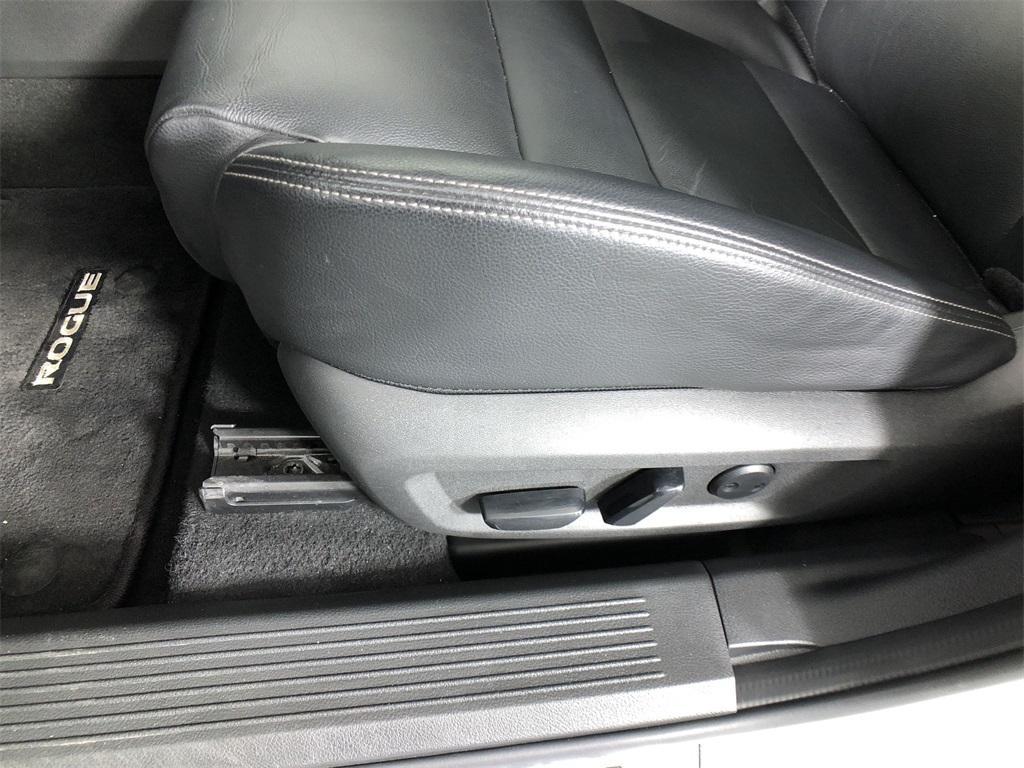 used 2022 Nissan Rogue car, priced at $31,998