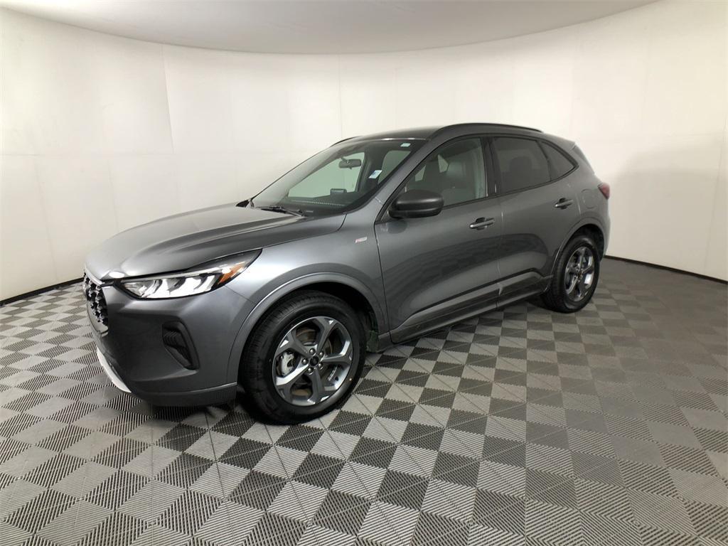 used 2023 Ford Escape car, priced at $22,998