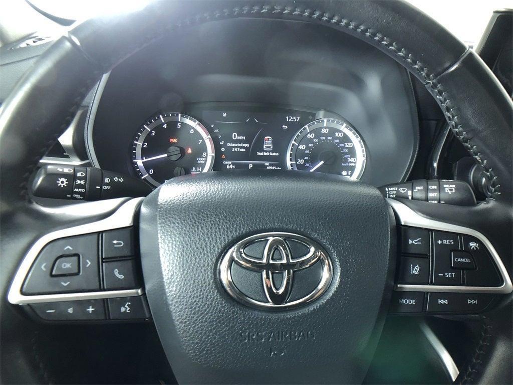 used 2023 Toyota Highlander car, priced at $30,298