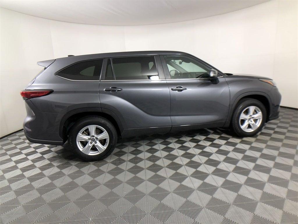 used 2023 Toyota Highlander car, priced at $30,298
