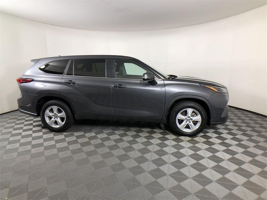 used 2023 Toyota Highlander car, priced at $30,298