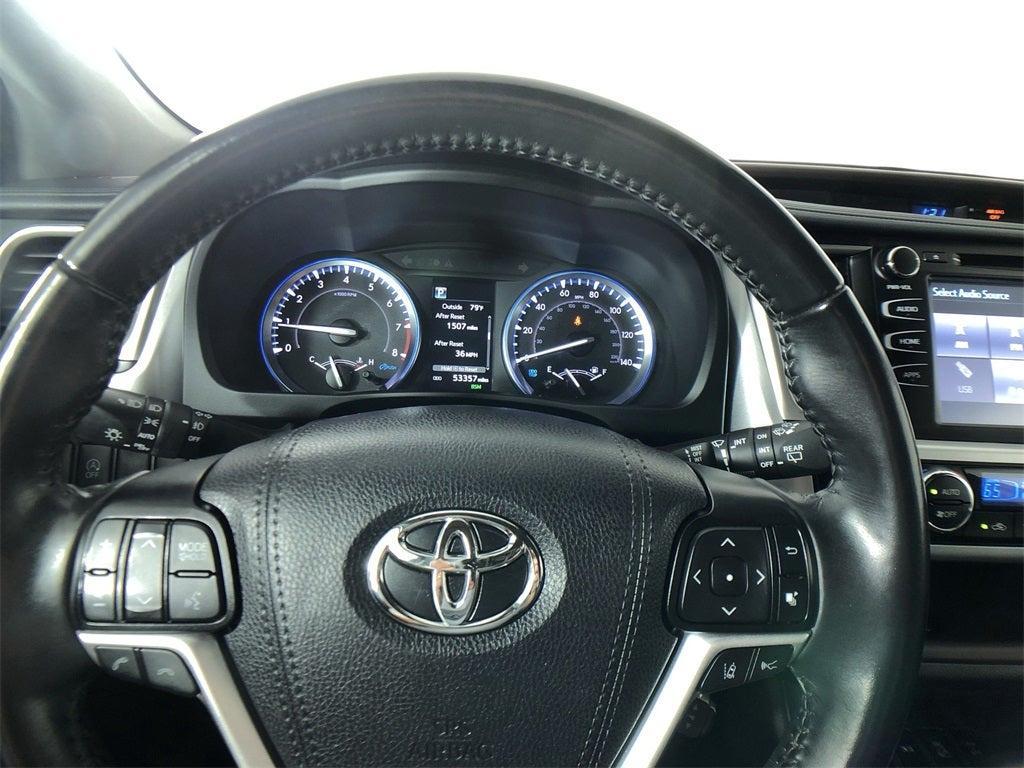 used 2019 Toyota Highlander car, priced at $32,598