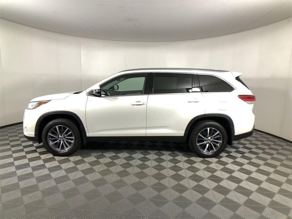 used 2019 Toyota Highlander car, priced at $32,598