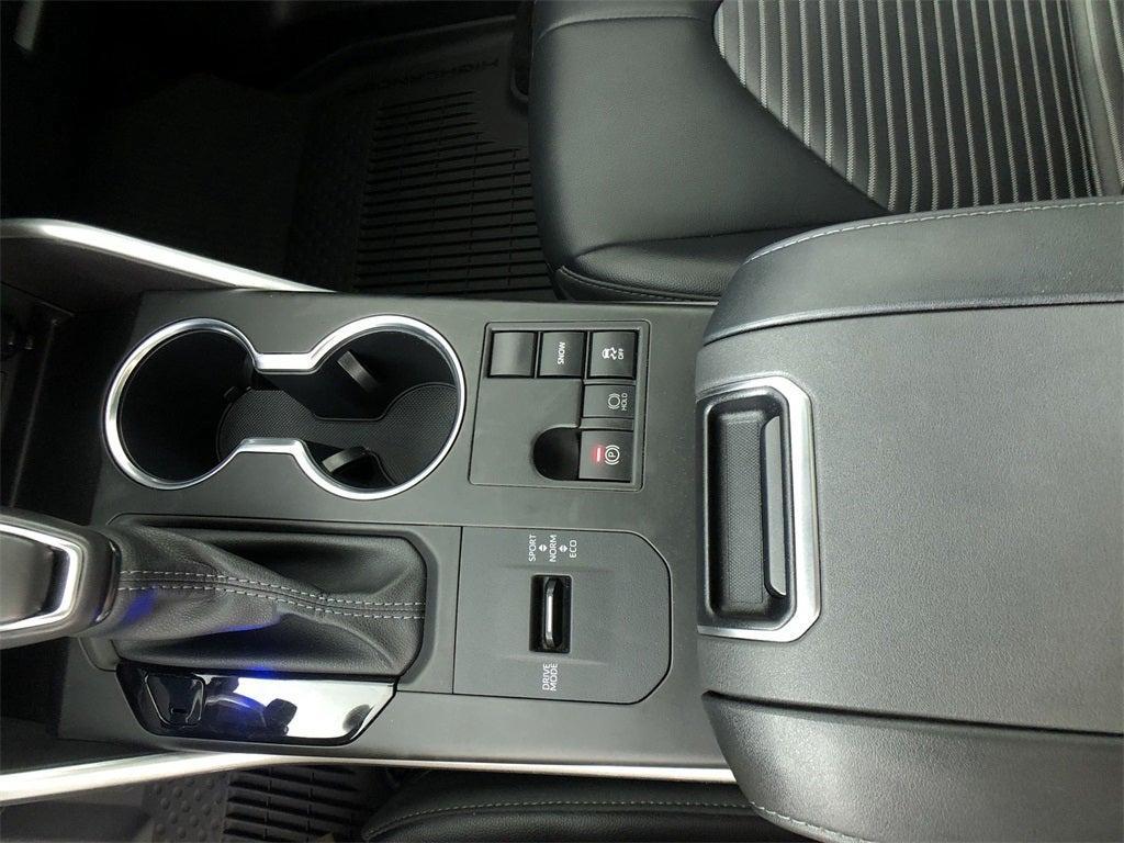used 2024 Toyota Highlander car, priced at $44,298