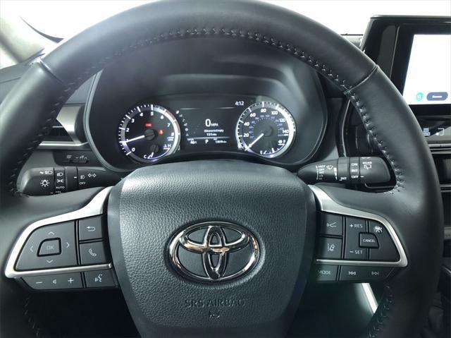 used 2024 Toyota Highlander car, priced at $38,998