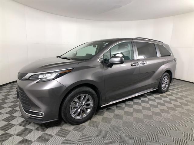 used 2023 Toyota Sienna car, priced at $46,498