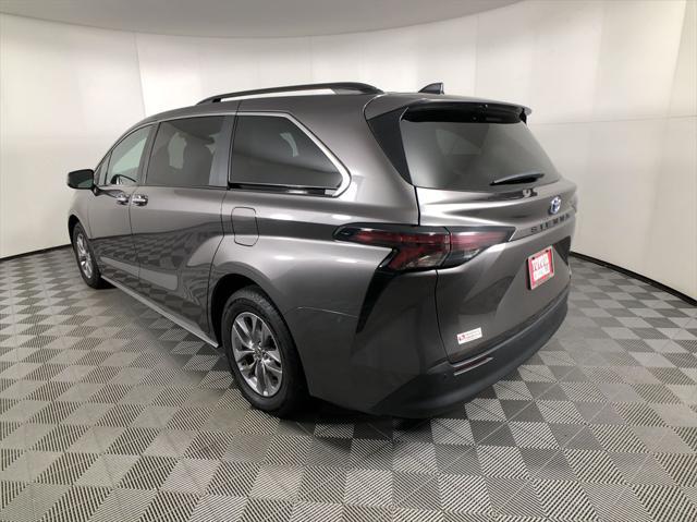 used 2023 Toyota Sienna car, priced at $40,298