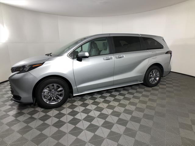 used 2024 Toyota Sienna car, priced at $44,998