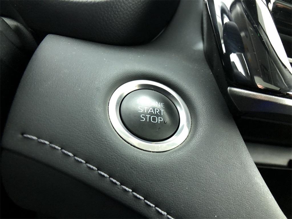 used 2024 Toyota Highlander car, priced at $43,598