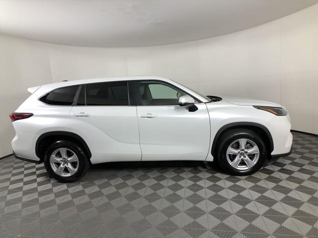 used 2023 Toyota Highlander car, priced at $35,298