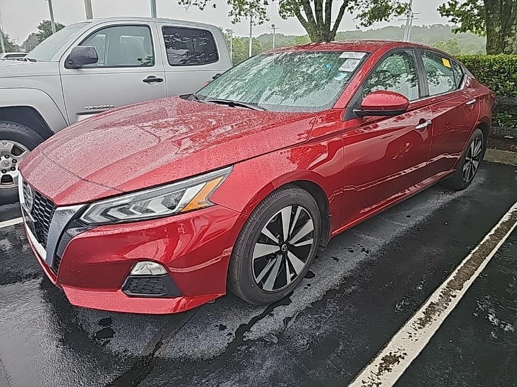 used 2023 Nissan Altima car, priced at $25,998