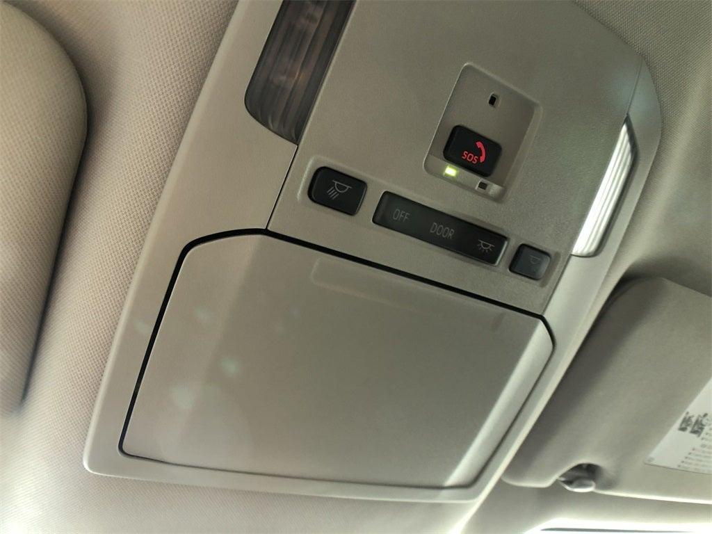 used 2024 Toyota Highlander car, priced at $42,298